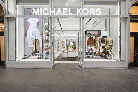 michael kors locations long island|Michael Kors store pick up.